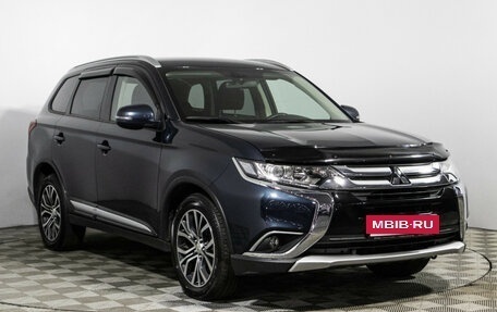 Mitsubishi Outlander III рестайлинг 3, 2018 год, 1 979 000 рублей, 3 фотография