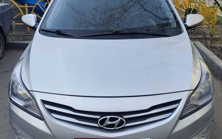 Hyundai Solaris II рестайлинг, 2016 год, 949 000 рублей, 3 фотография