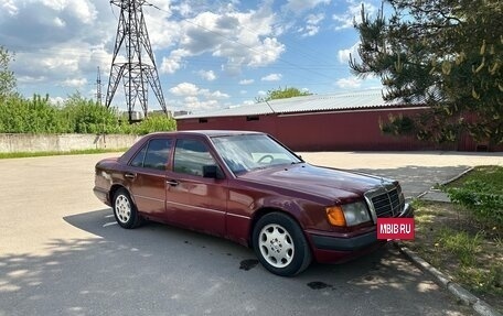 Mercedes-Benz E-Класс, 1993 год, 290 000 рублей, 2 фотография