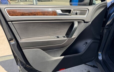 Volkswagen Touareg III, 2011 год, 2 300 000 рублей, 9 фотография