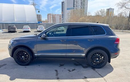 Volkswagen Touareg III, 2011 год, 2 300 000 рублей, 4 фотография