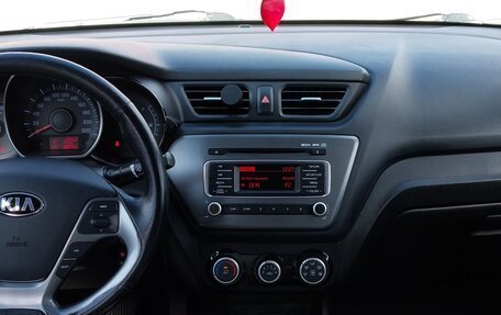 KIA Rio III рестайлинг, 2016 год, 990 000 рублей, 19 фотография
