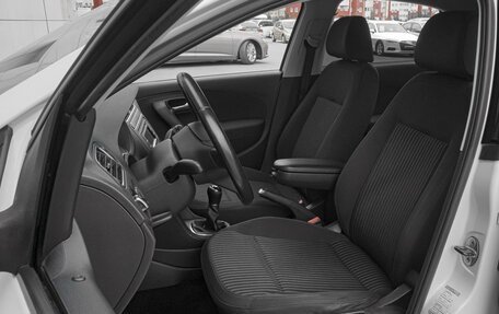 Volkswagen Polo VI (EU Market), 2013 год, 909 000 рублей, 10 фотография