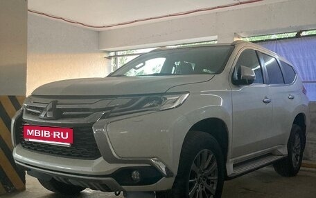 Mitsubishi Pajero Sport III рестайлинг, 2018 год, 3 992 000 рублей, 19 фотография