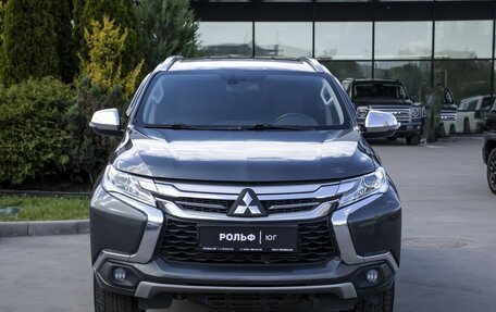 Mitsubishi Pajero Sport III рестайлинг, 2020 год, 2 685 000 рублей, 2 фотография