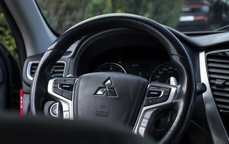 Mitsubishi Pajero Sport III рестайлинг, 2020 год, 2 685 000 рублей, 13 фотография