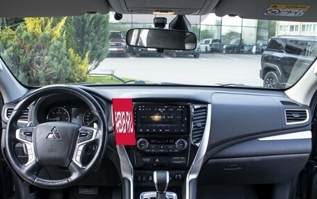 Mitsubishi Pajero Sport III рестайлинг, 2020 год, 2 685 000 рублей, 12 фотография