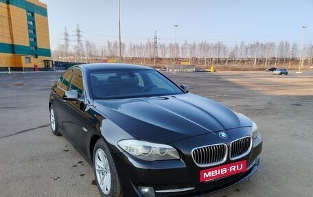 BMW 5 серия, 2010 год, 1 990 000 рублей, 3 фотография
