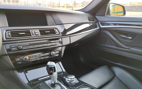 BMW 5 серия, 2010 год, 1 990 000 рублей, 16 фотография
