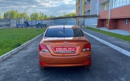 Hyundai Solaris II рестайлинг, 2015 год, 950 000 рублей, 4 фотография