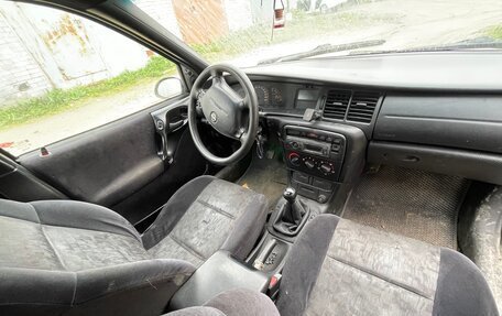 Opel Vectra B рестайлинг, 1998 год, 135 000 рублей, 14 фотография