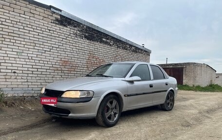 Opel Vectra B рестайлинг, 1998 год, 135 000 рублей, 7 фотография