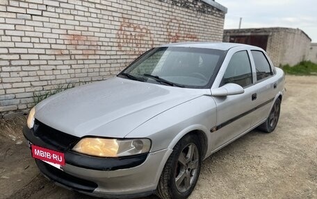 Opel Vectra B рестайлинг, 1998 год, 135 000 рублей, 8 фотография