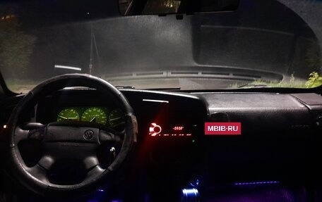 Volkswagen Passat B4, 1994 год, 220 000 рублей, 3 фотография
