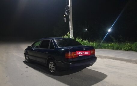 Volkswagen Passat B4, 1994 год, 220 000 рублей, 6 фотография