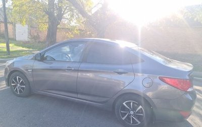 Hyundai Solaris II рестайлинг, 2015 год, 1 170 000 рублей, 1 фотография