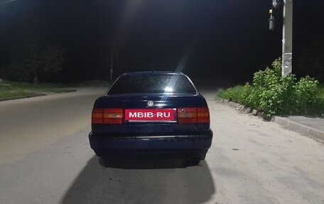Volkswagen Passat B4, 1994 год, 220 000 рублей, 7 фотография