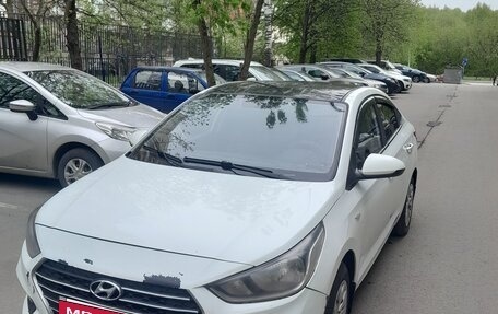 Hyundai Solaris II рестайлинг, 2017 год, 750 000 рублей, 6 фотография