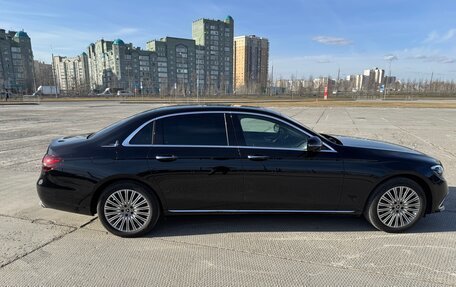 Mercedes-Benz E-Класс, 2023 год, 5 090 000 рублей, 6 фотография