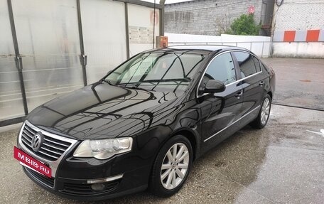 Volkswagen Passat B6, 2007 год, 725 000 рублей, 2 фотография