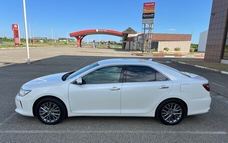 Toyota Camry, 2015 год, 2 390 000 рублей, 6 фотография