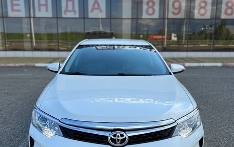 Toyota Camry, 2015 год, 2 390 000 рублей, 3 фотография