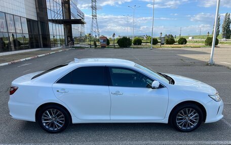 Toyota Camry, 2015 год, 2 390 000 рублей, 10 фотография