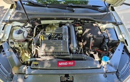 Volkswagen Passat B8 рестайлинг, 2015 год, 1 850 000 рублей, 19 фотография