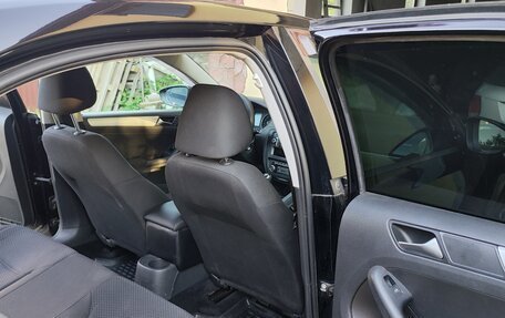 Volkswagen Jetta VI, 2012 год, 1 120 000 рублей, 12 фотография