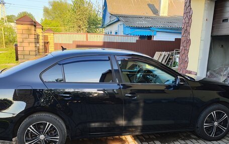 Volkswagen Jetta VI, 2012 год, 1 120 000 рублей, 3 фотография