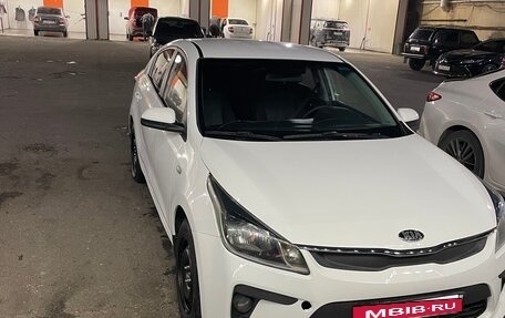 KIA Rio IV, 2018 год, 1 030 000 рублей, 5 фотография