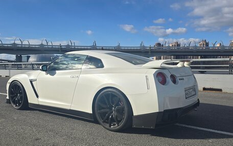 Nissan GT-R, 2012 год, 8 999 999 рублей, 5 фотография