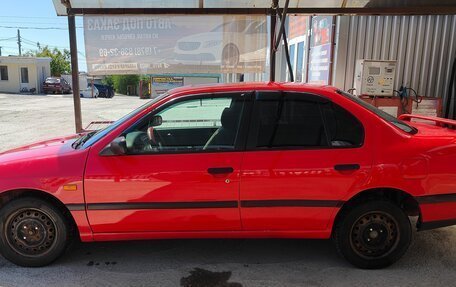 Nissan Primera II рестайлинг, 1994 год, 300 000 рублей, 6 фотография