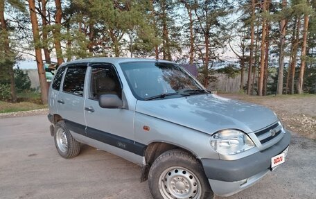 Chevrolet Niva I рестайлинг, 2008 год, 389 999 рублей, 2 фотография