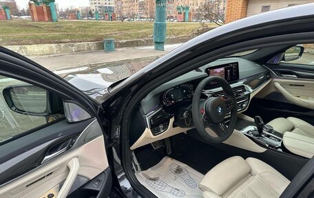 BMW 5 серия, 2019 год, 4 700 000 рублей, 11 фотография