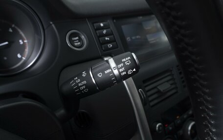 Land Rover Discovery Sport I рестайлинг, 2017 год, 2 415 000 рублей, 17 фотография
