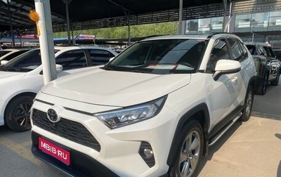 Toyota RAV4, 2020 год, 1 980 000 рублей, 1 фотография