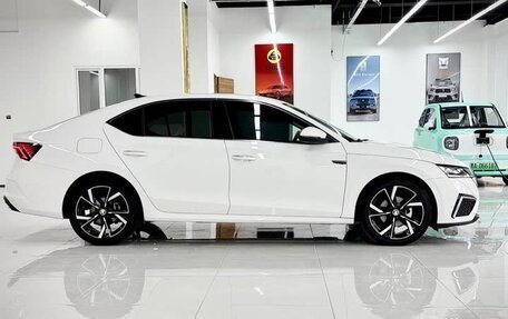 Skoda Octavia IV, 2022 год, 1 790 000 рублей, 5 фотография