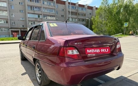 Daewoo Nexia I рестайлинг, 2011 год, 210 000 рублей, 2 фотография