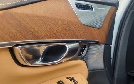 Volvo XC90 II рестайлинг, 2020 год, 4 380 000 рублей, 10 фотография