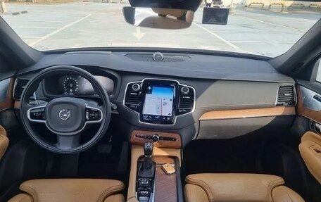 Volvo XC90 II рестайлинг, 2020 год, 4 380 000 рублей, 13 фотография