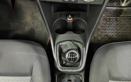 Volkswagen Polo VI (EU Market), 2011 год, 550 000 рублей, 13 фотография