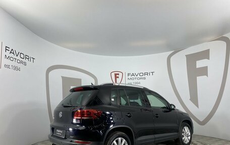 Volkswagen Tiguan I, 2016 год, 1 775 000 рублей, 6 фотография