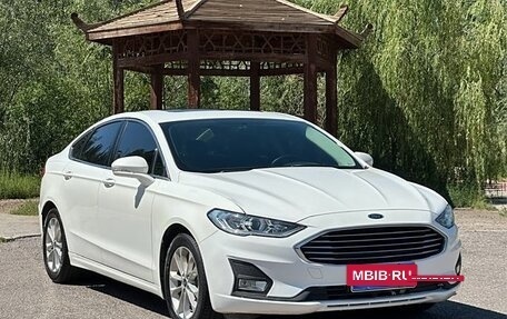Ford Mondeo V, 2020 год, 1 990 000 рублей, 3 фотография