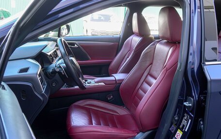 Lexus RX IV рестайлинг, 2019 год, 4 270 000 рублей, 10 фотография