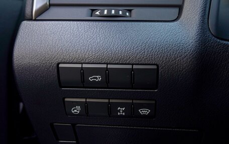 Lexus RX IV рестайлинг, 2019 год, 4 270 000 рублей, 23 фотография
