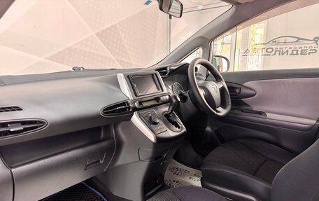 Toyota Wish II, 2011 год, 1 299 000 рублей, 13 фотография