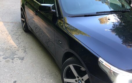 BMW 5 серия, 2004 год, 880 000 рублей, 6 фотография