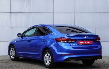 Hyundai Elantra VI рестайлинг, 2016 год, 1 880 000 рублей, 2 фотография