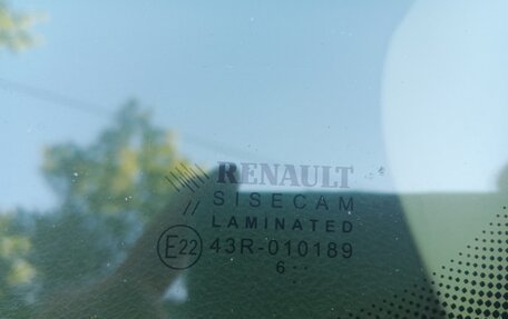Renault Logan II, 2017 год, 600 000 рублей, 8 фотография